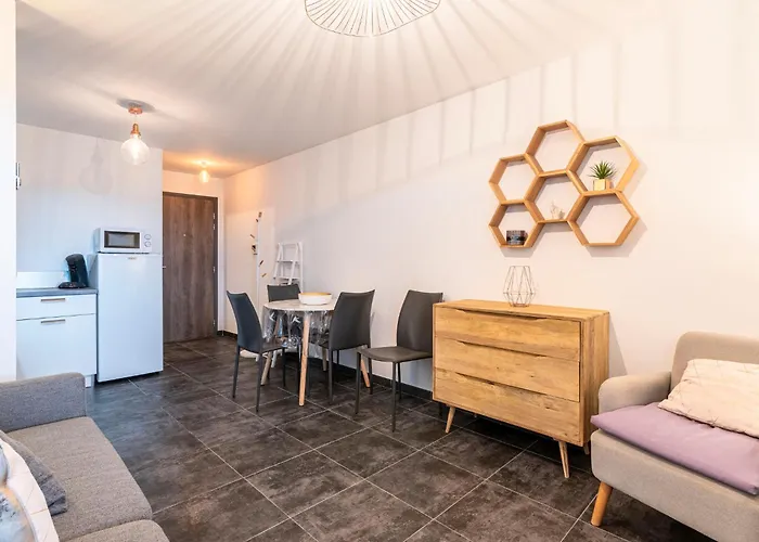 La Boetie A By Interhome